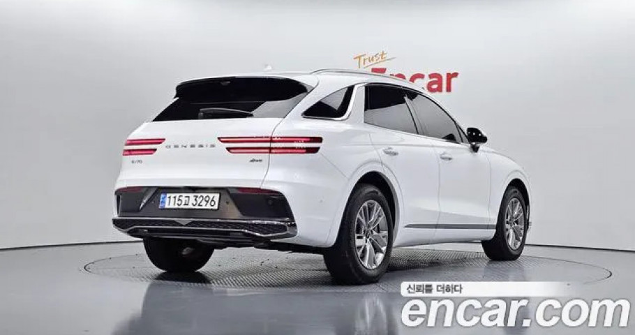 Genesis Gv70 