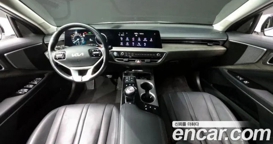 Kia K8 