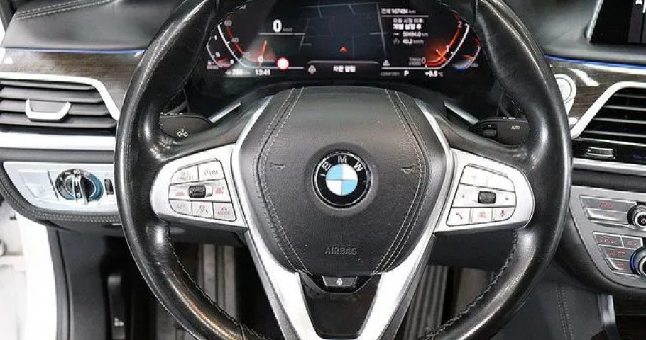 Bmw 7-Series 