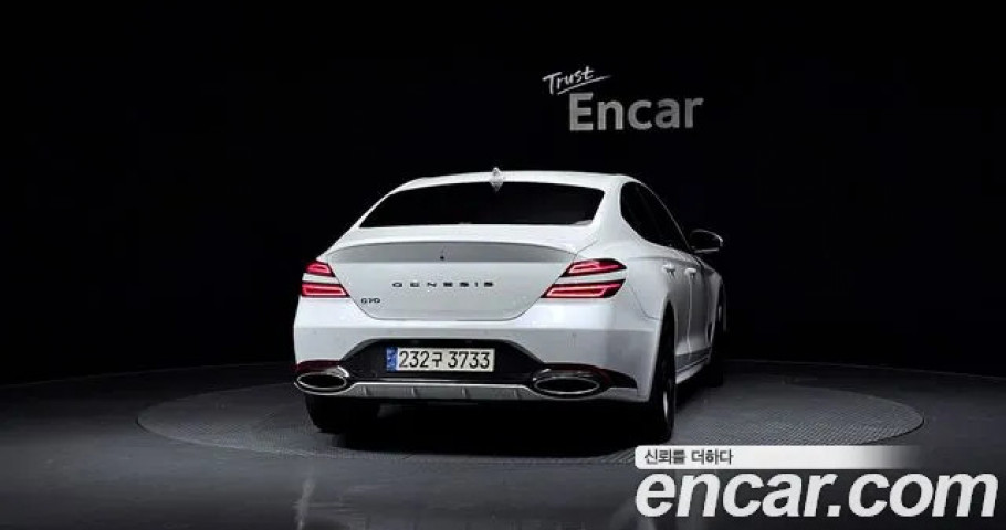 Genesis G70 