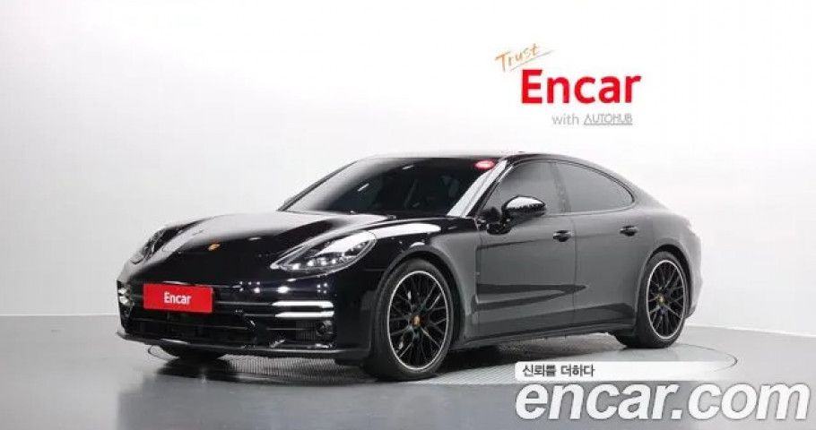 Porsche Panamera 