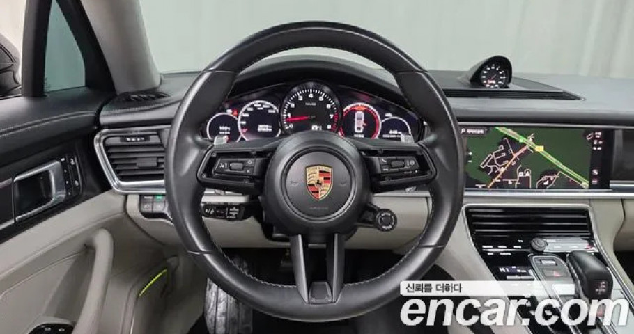 Porsche Panamera 