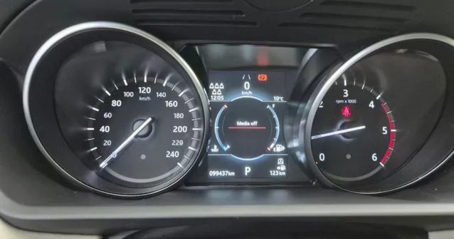 Land Rover Discovery 