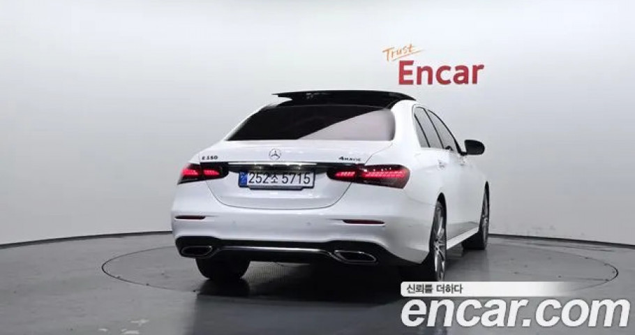 Mercedes-Benz E-Class 