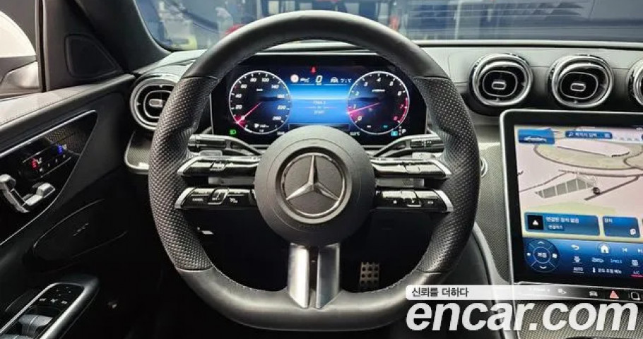 Mercedes-Benz C-Class 