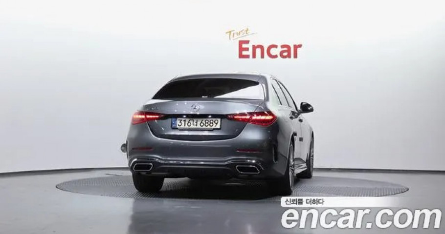 Mercedes-Benz C-Class 