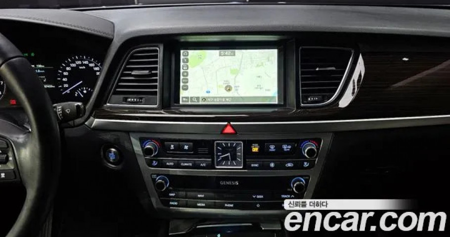 Genesis G80 
