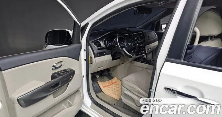 Kia Carnival 