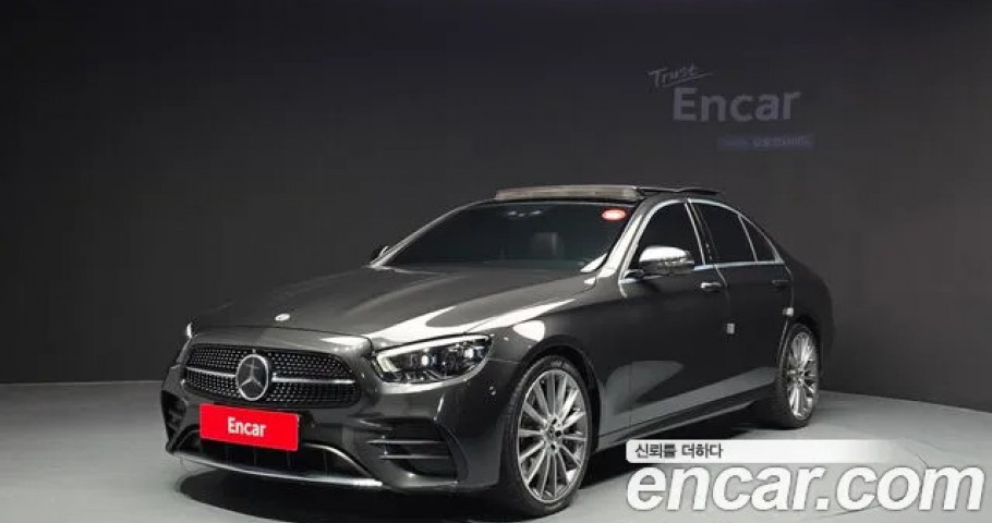 Mercedes-Benz E-Class 