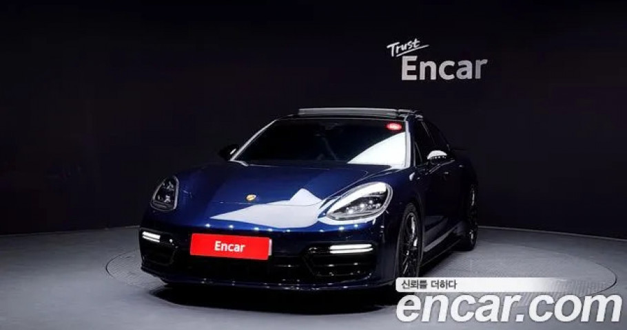 Porsche Panamera 