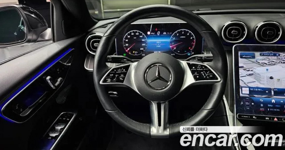 Mercedes-Benz C-Class 