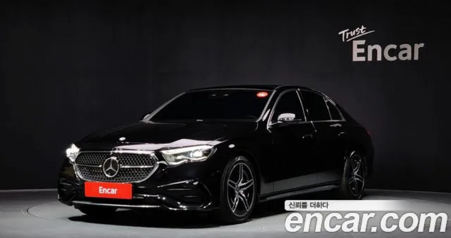 Mercedes-Benz E-Class 