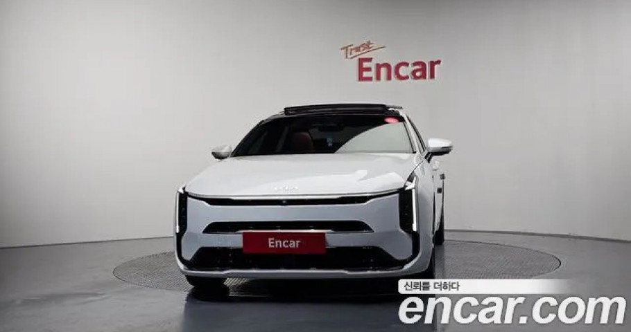 Kia K8 