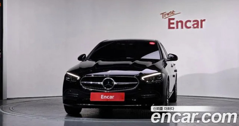 Mercedes-Benz C-Class 