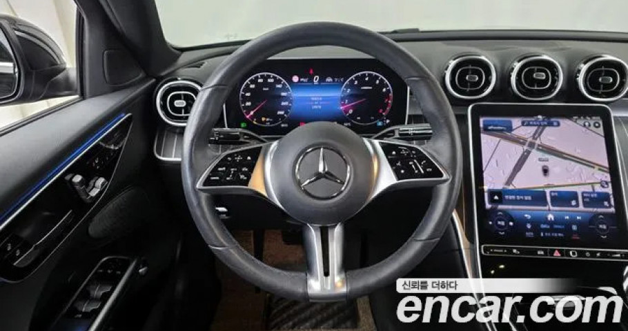 Mercedes-Benz C-Class 