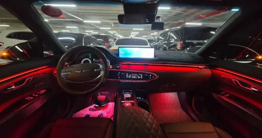 Genesis Gv70 