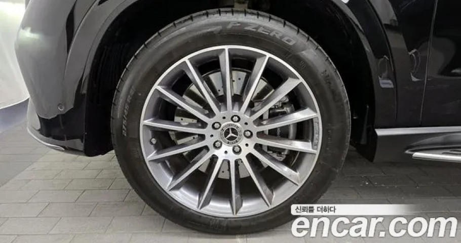 Mercedes-Benz GLE-Class 