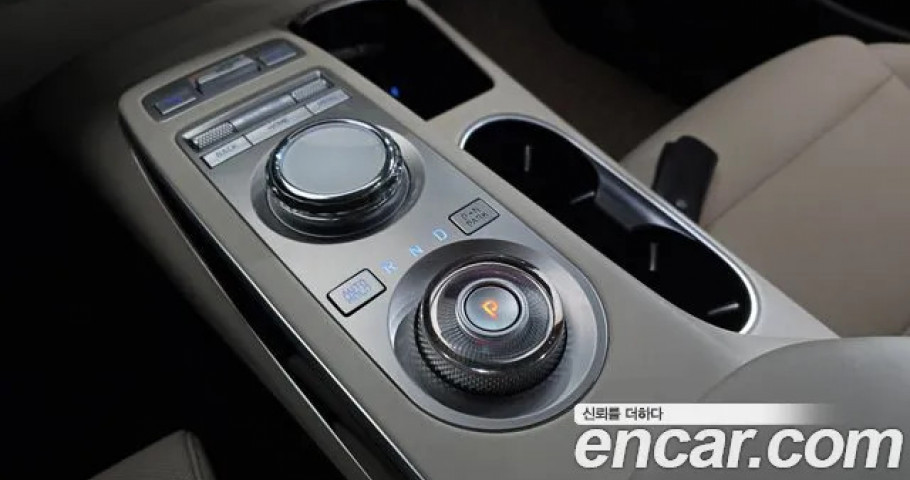 Genesis Gv70 
