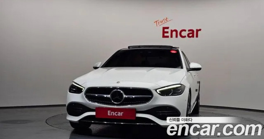 Mercedes-Benz C-Class 