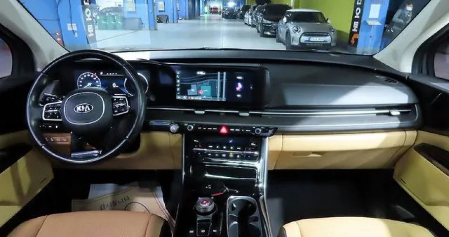 Kia Carnival 