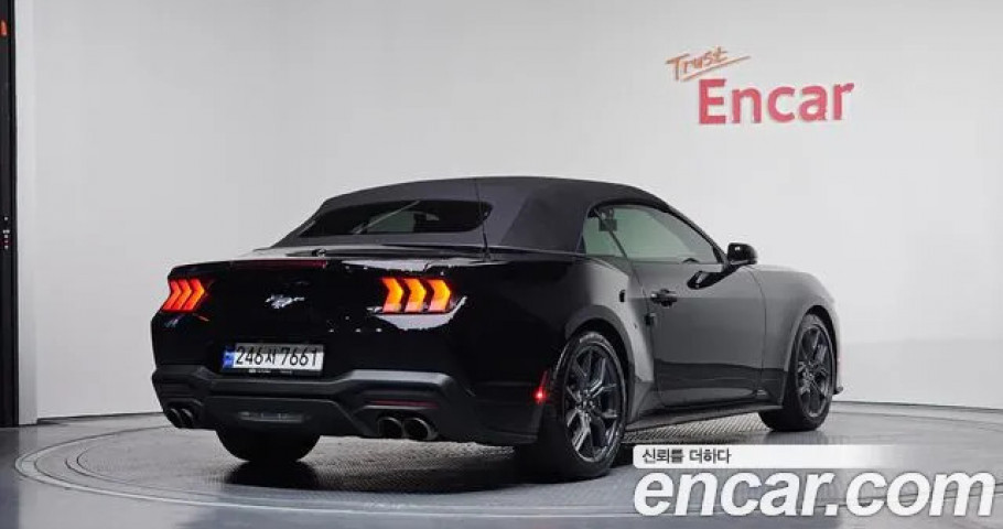 Ford Mustang 