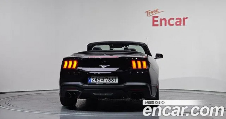 Ford Mustang 