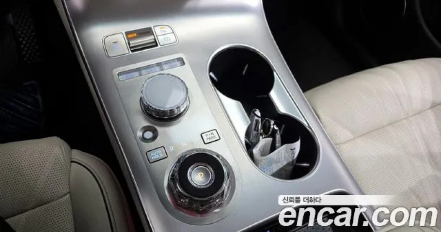 Genesis Gv70 