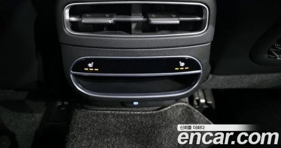 Genesis Gv70 