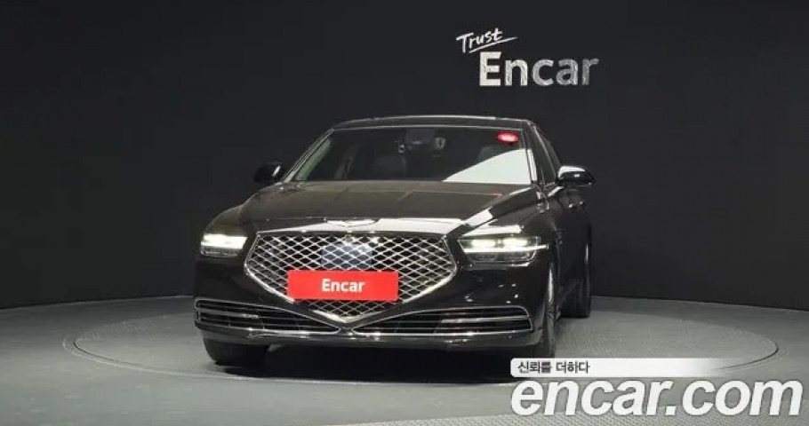 Genesis G90 