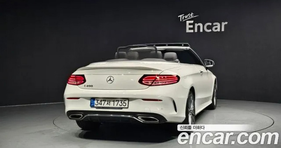 Mercedes-Benz C-Class 