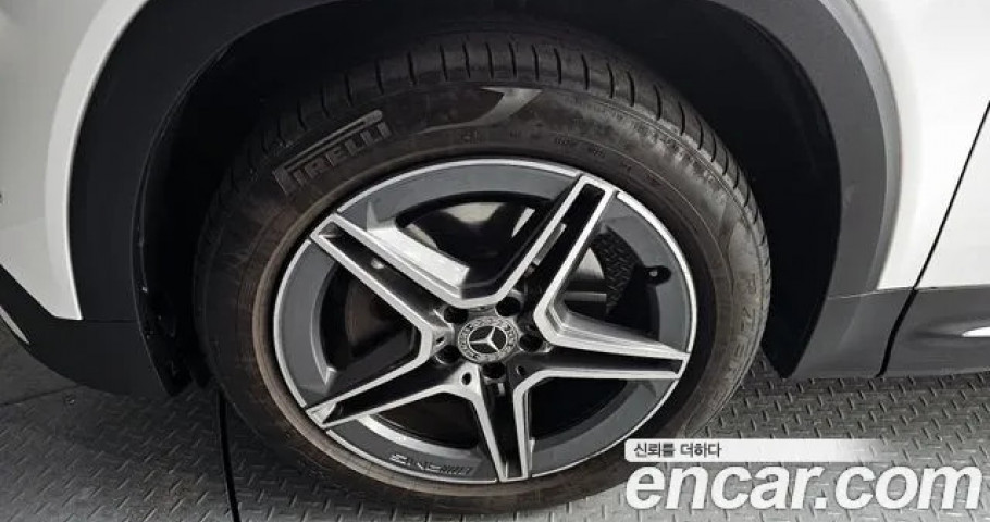 Mercedes-Benz Glb-Class 