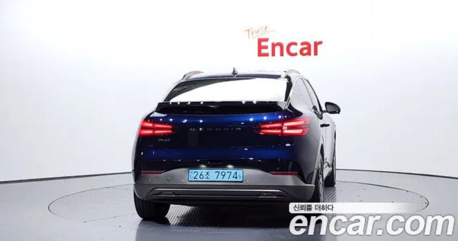 Genesis Gv60 