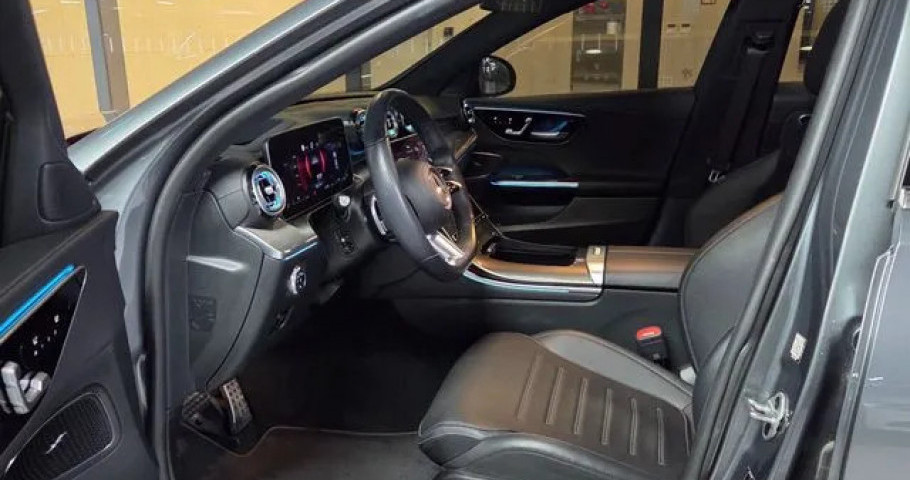 Mercedes-Benz C-Class 