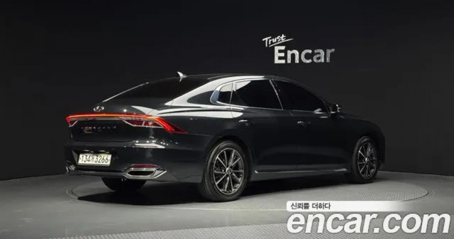 Hyundai Grandeur 