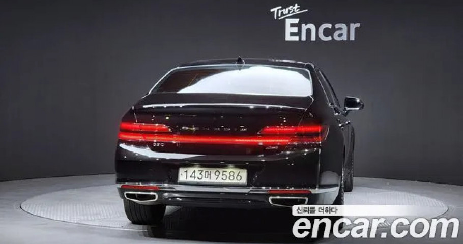 Genesis G90 