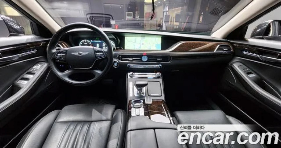 Genesis G90 