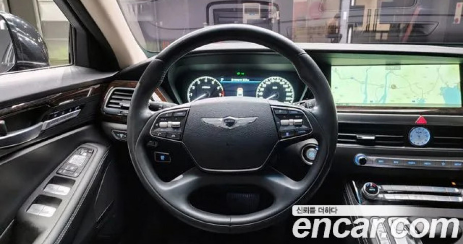 Genesis G90 