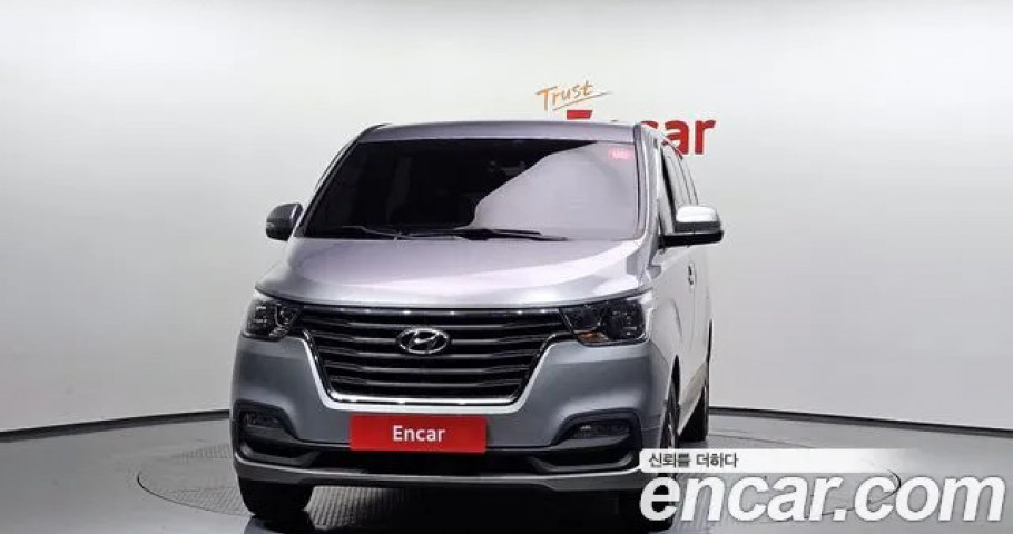 Hyundai Starex 