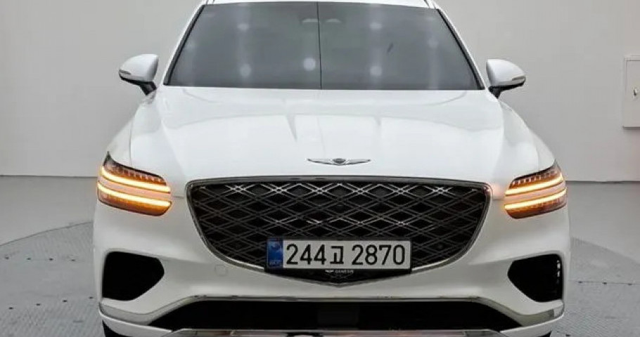 Genesis Gv70 