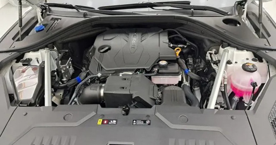 Genesis Gv70 