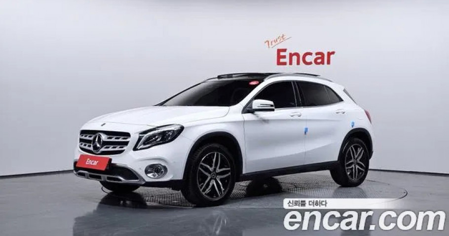 Mercedes-Benz Gla-Class 