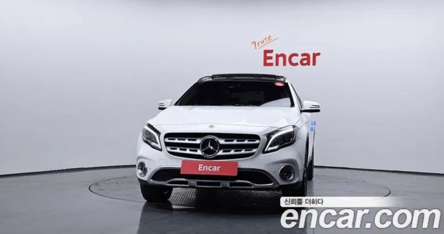 Mercedes-Benz Gla-Class 
