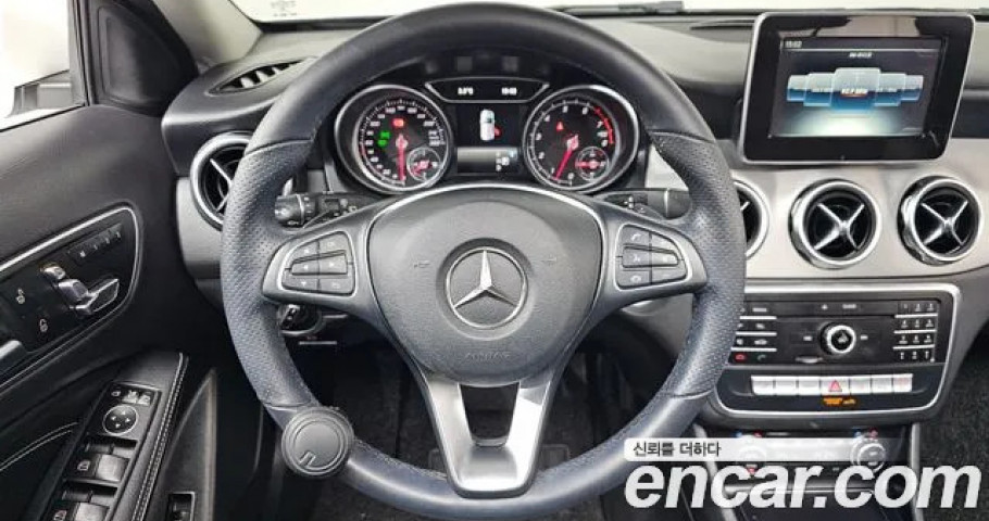 Mercedes-Benz Gla-Class 