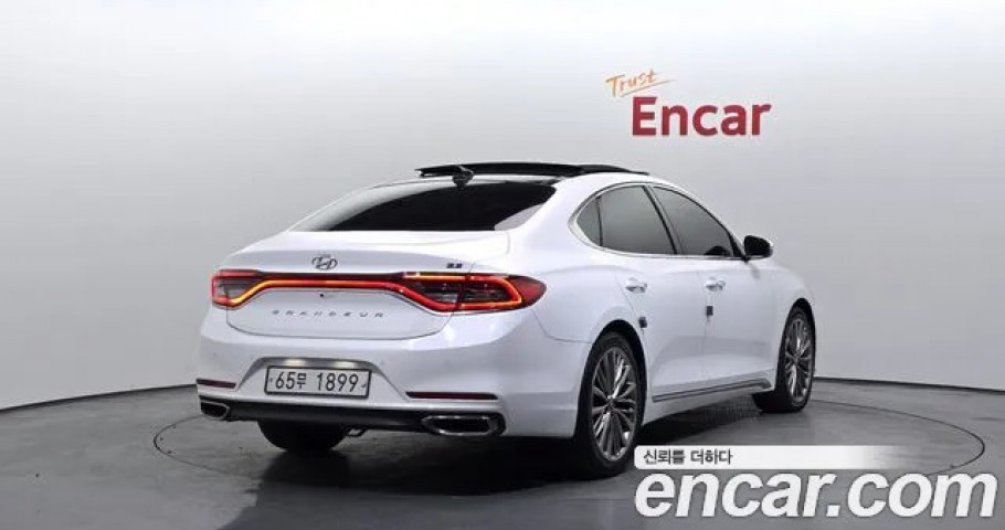 Hyundai Grandeur 