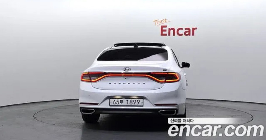 Hyundai Grandeur 