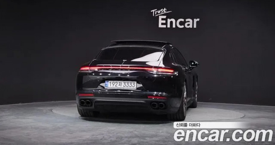 Porsche Panamera 