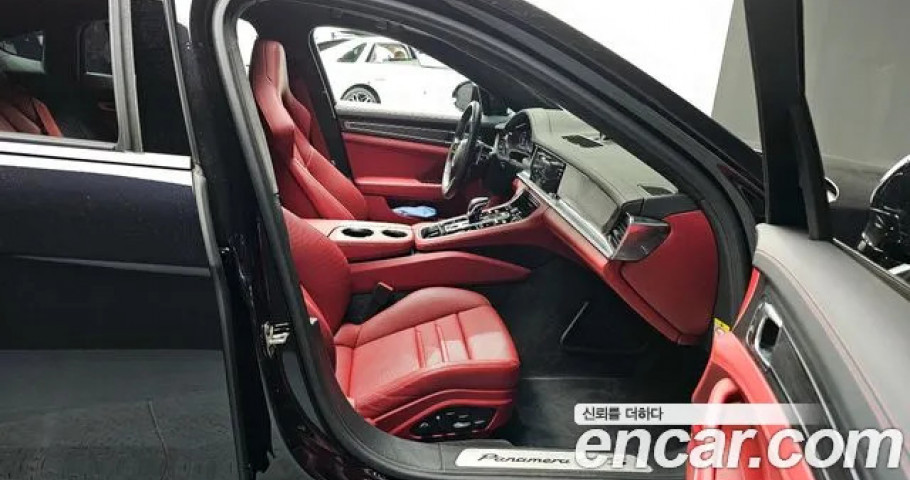 Porsche Panamera 