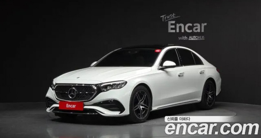 Mercedes-Benz E-Class 