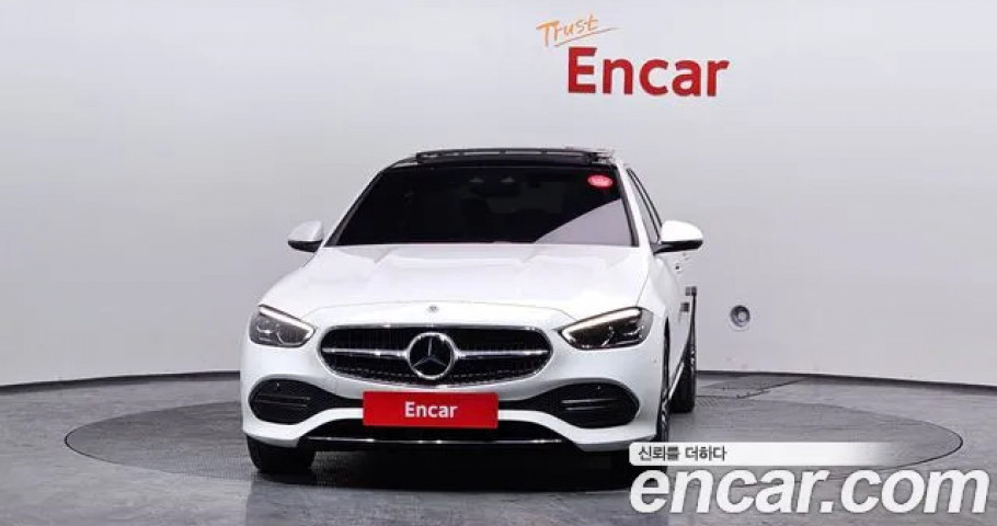 Mercedes-Benz C-Class 