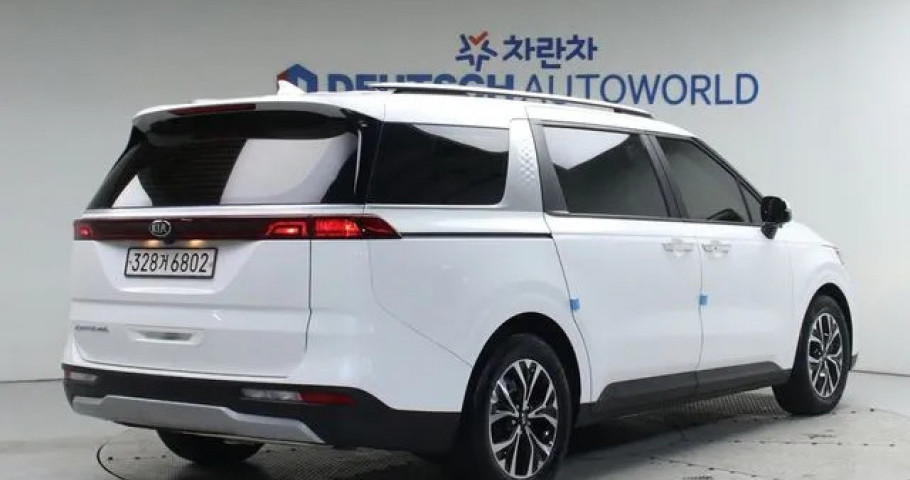 Kia Carnival 